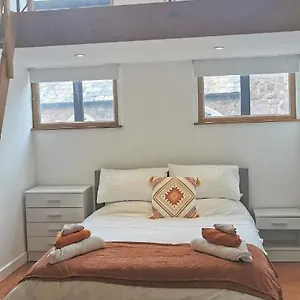 Apartment Two St Olaves Lookout Apartment