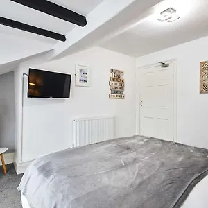 https://flat-4-khyber-lodge-apartment-whitby.yorkshirehotels.net