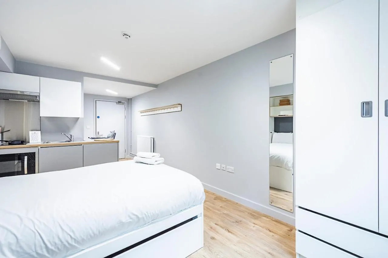 Brand New Modern Rooms, Studios & Apartments - Sk Exeter