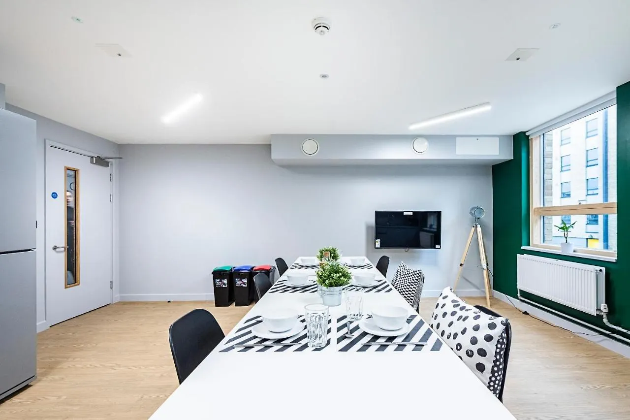 Brand New Modern Rooms, Studios & Apartments - Sk Exeter