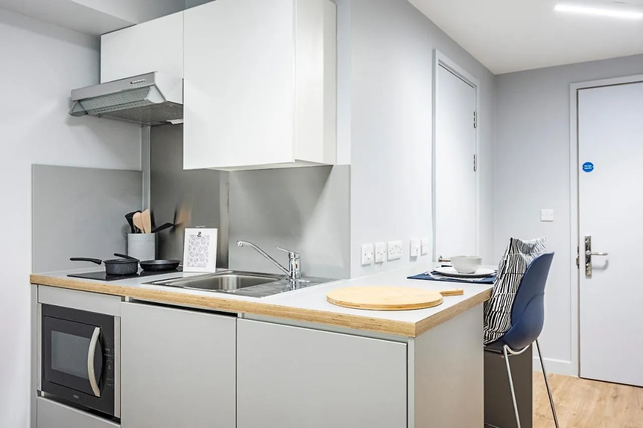 Brand New Modern Rooms, Studios & Apartments - Sk Exeter United Kingdom