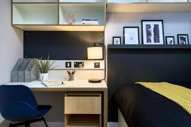 Brand New Modern Rooms, Studios & Apartments - Sk Exeter
