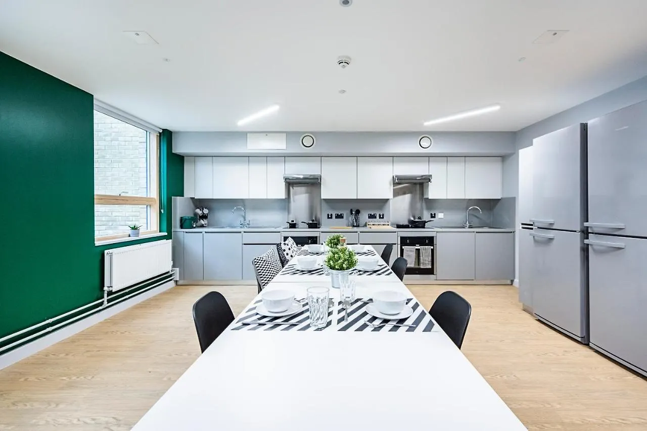 Brand New Modern Rooms, Studios & Apartments - Sk Exeter
